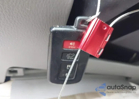 2018 Toyota Highlander Xle from USA, damaged, VIN 5TDJZRFH2JS872951